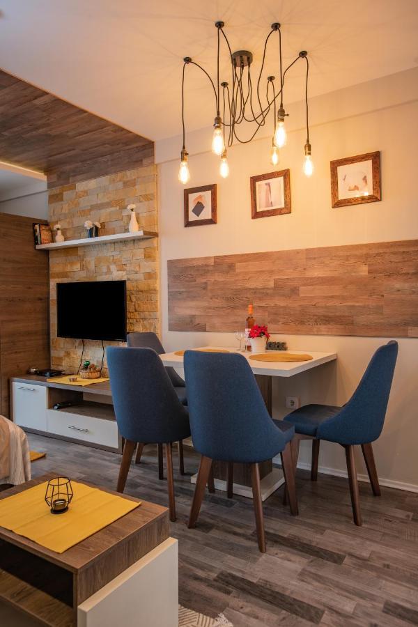 Apartment Deltalux Milmari